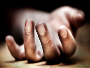Mumbai: Girl dead, boy critical after parents object to relationship